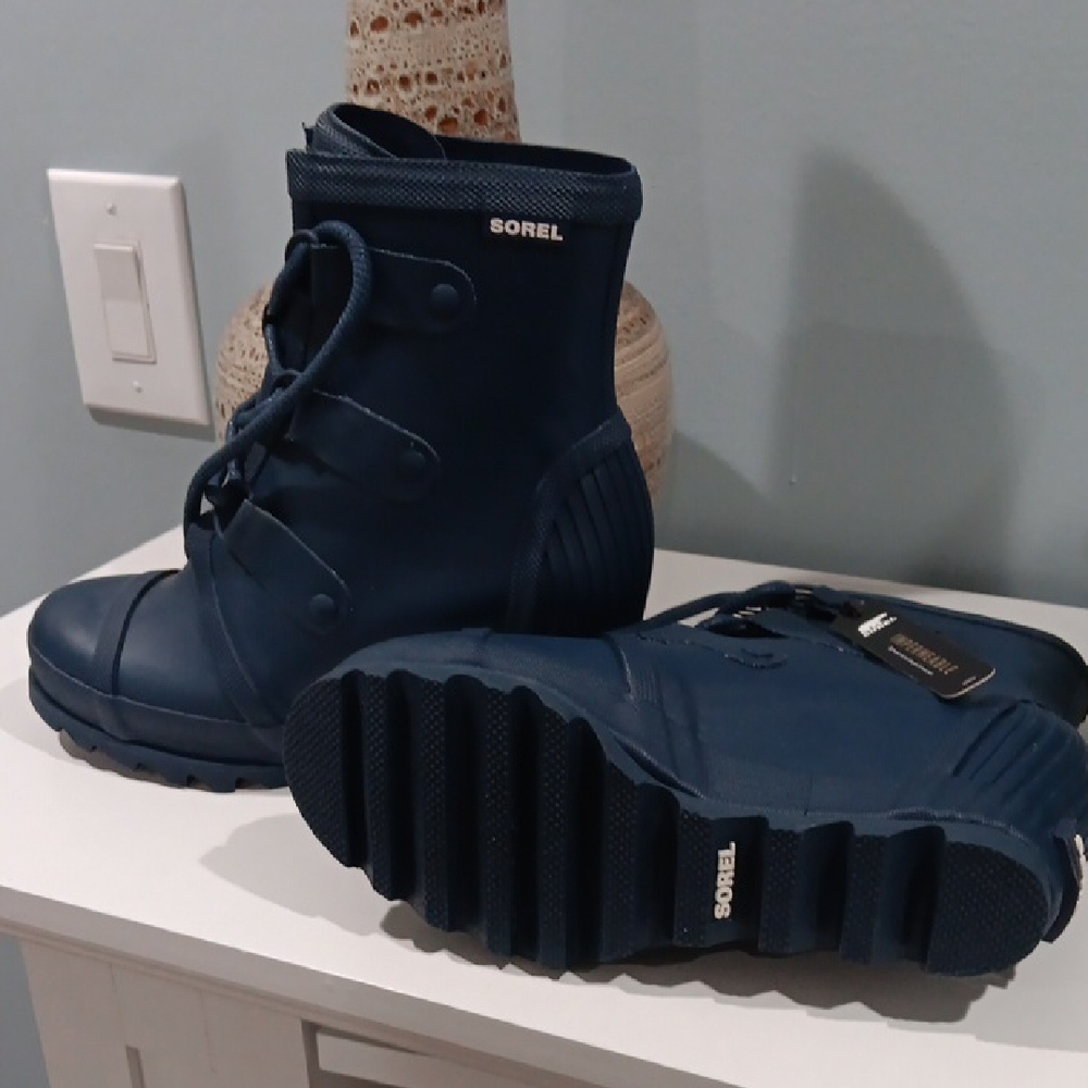 Sorel Dark Blue Lace-Up Boots